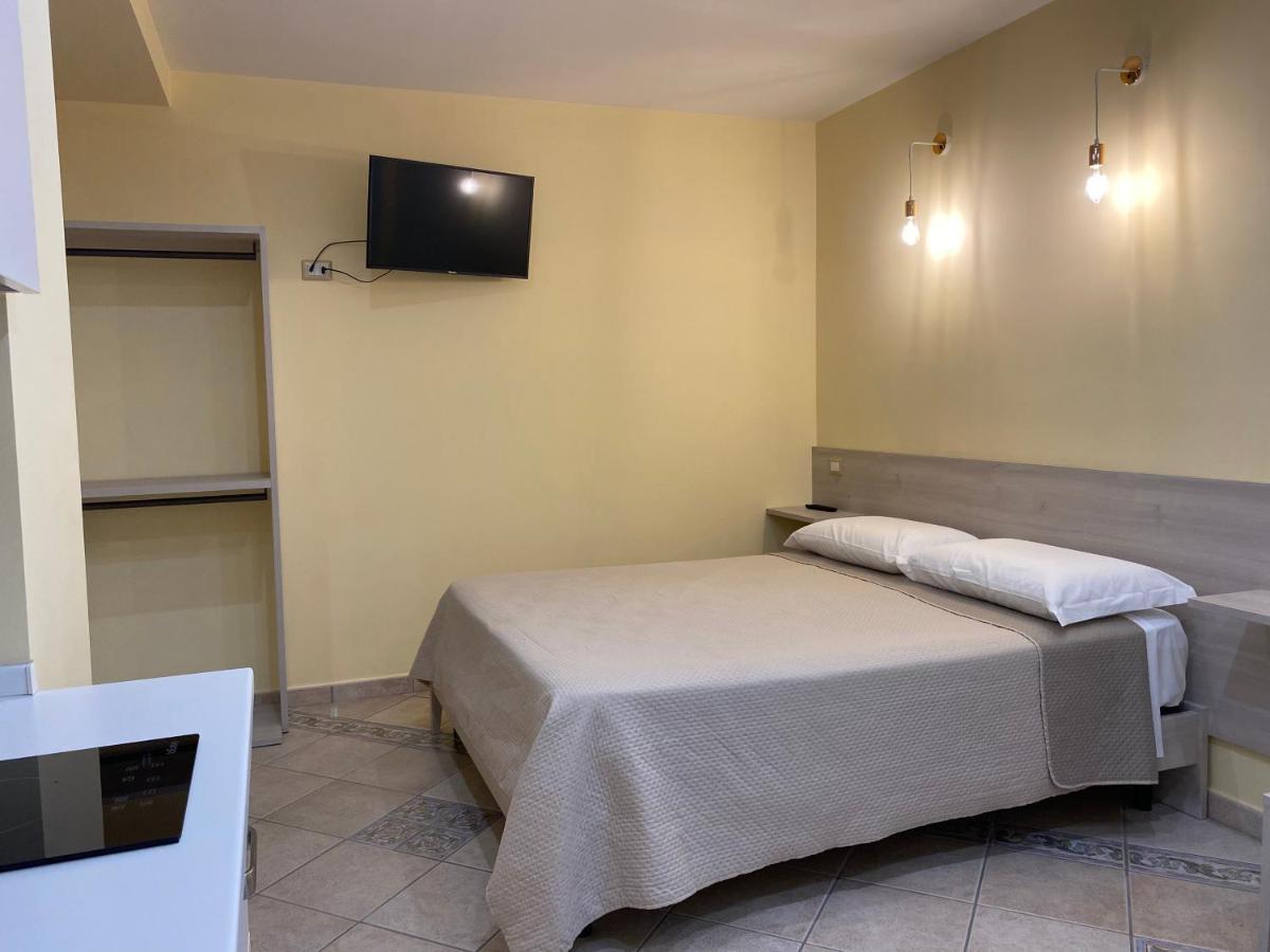 Vittoria Aparthotel *